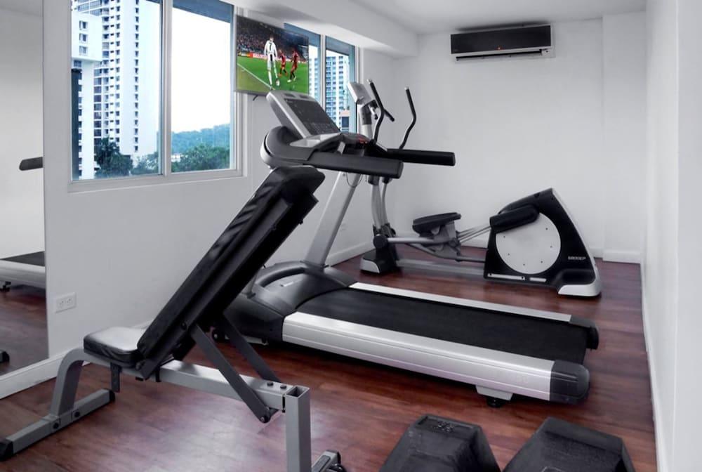 Отель Ramada By Wyndham Panama Via Argentina Экстерьер фото