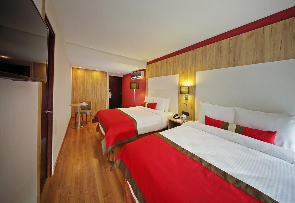Отель Ramada By Wyndham Panama Via Argentina Экстерьер фото